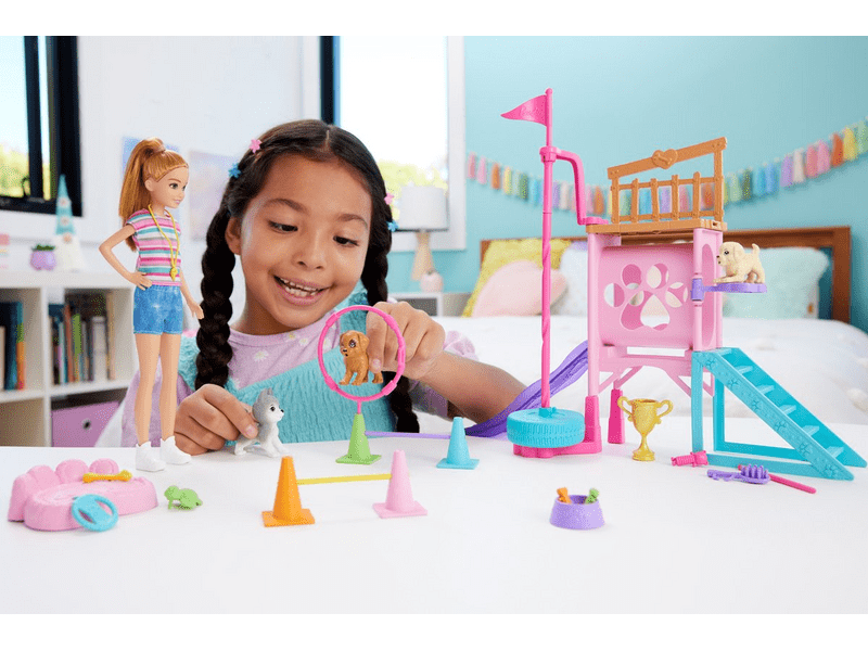 Barbie and Stacie to The Rescue Kutyaiskola (HRM10)