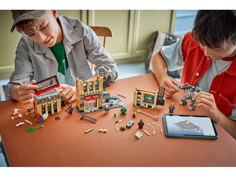 LEGO® Marvel Pókember vs. Mysterio: Hírharsona (76342)