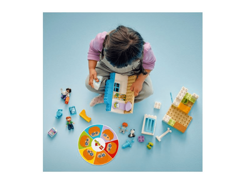 LEGO® DUPLO® City Adventures Prvi posjet Doktoru (10449)