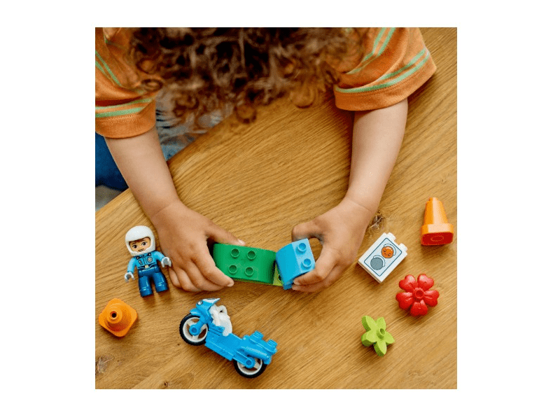 LEGO® DUPLO® Városi kalandok Kék rendőrségi motorkerékpár (10471)