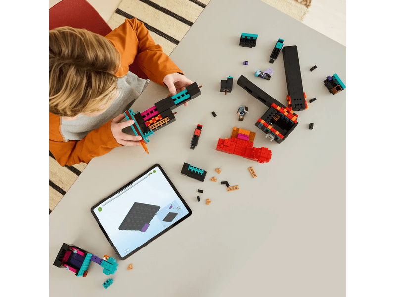 LEGO® Minecraft® Krajnji toranj (21279)