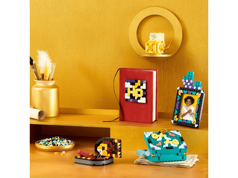 LEGO® DOTS Roxfort™ asztali szett (41811)