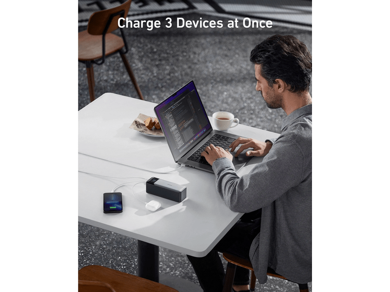 Anker 737 24000mAh 140W Powerbank kijelzővel (A1289011)