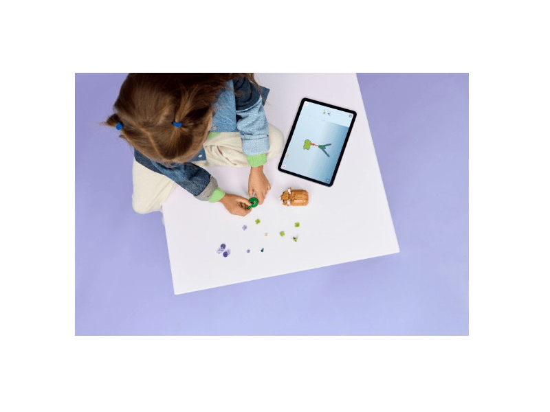 LEGO® Creator Aranyos hörcsög egy virággal (31376)