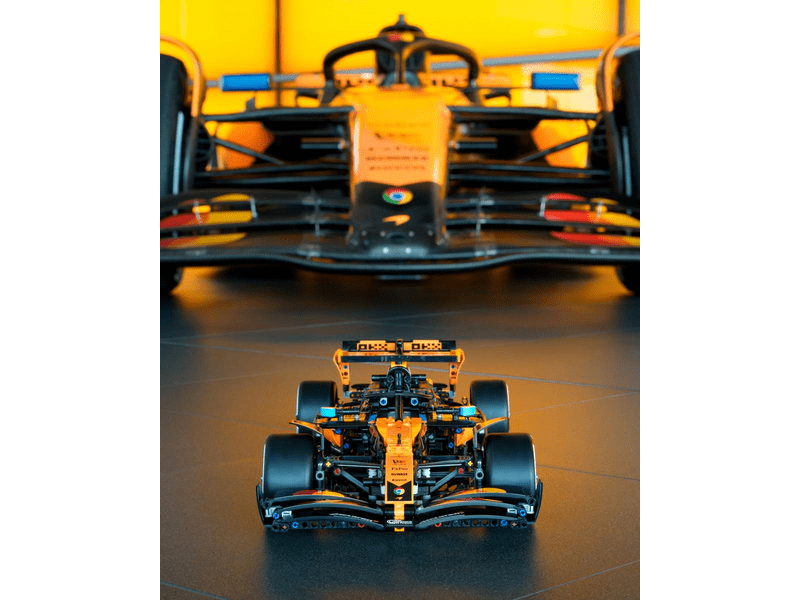 LEGO® Technic McLaren MCL39 F1® automobil (42228)