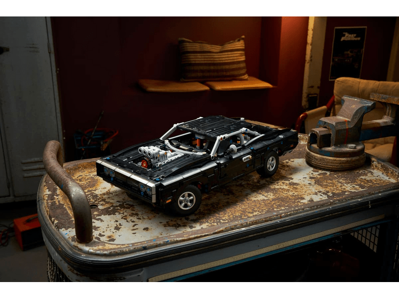 LEGO® Technic Fast and Furious Dodge Charger R/T autó (42231)