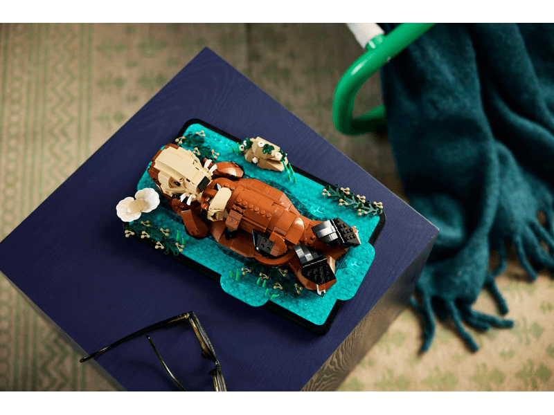 LEGO® Ideas Úszkáló vidrák (21366)