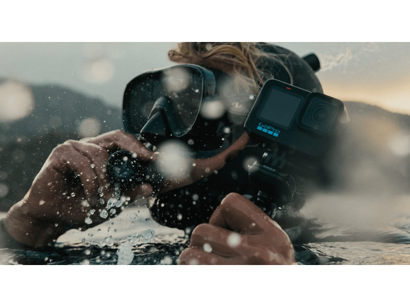 GoPro Hero 11 Akciókamera, fekete (CHDHX-111-RW)