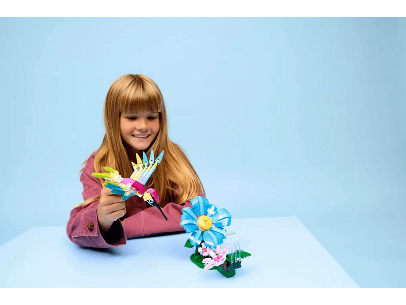 LEGO® Creator Vadállatok: Színpompás kolibri (31384)