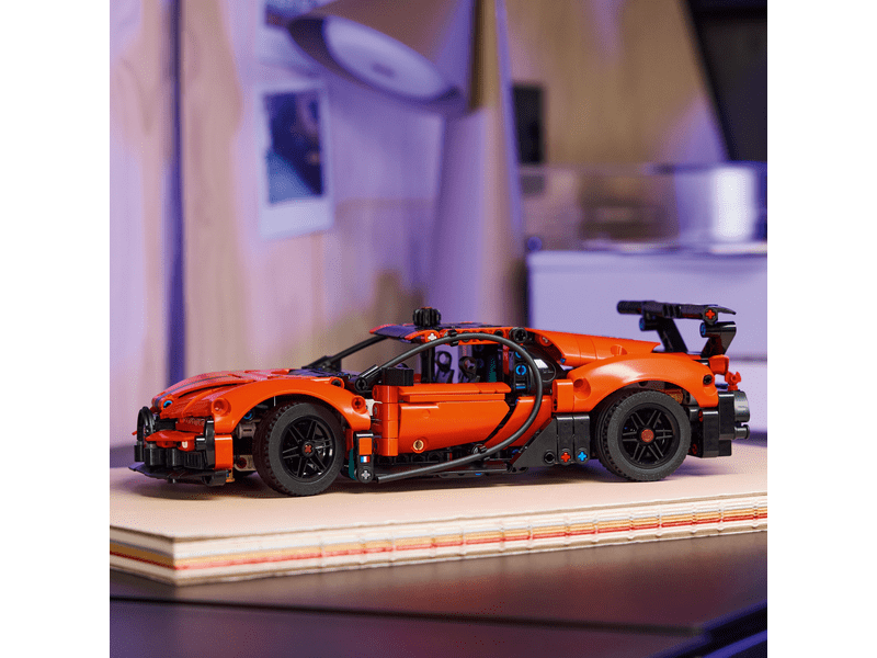 LEGO® Technic Bugatti Chiron Pur Sport hiperautó (42222)