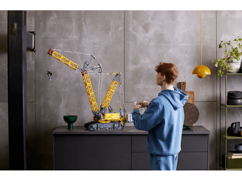 LEGO® Technic Liebherr LR 13000 lánctaplas daru (42146)
