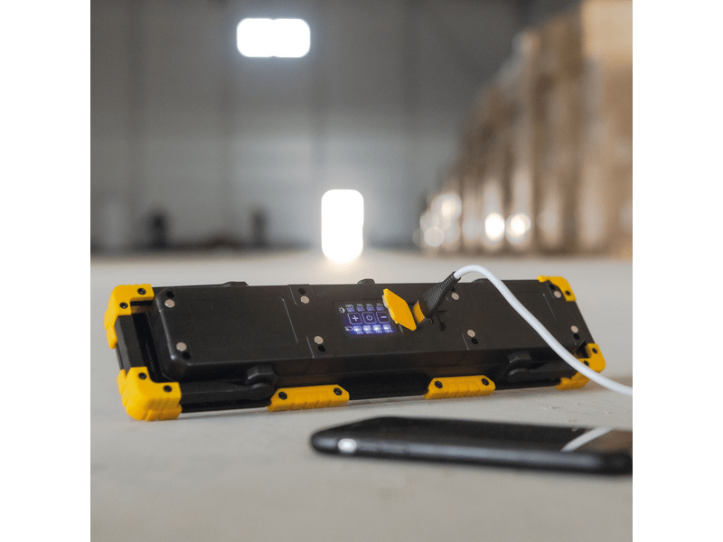 Phenom 18649 Akkus LED Reflektor