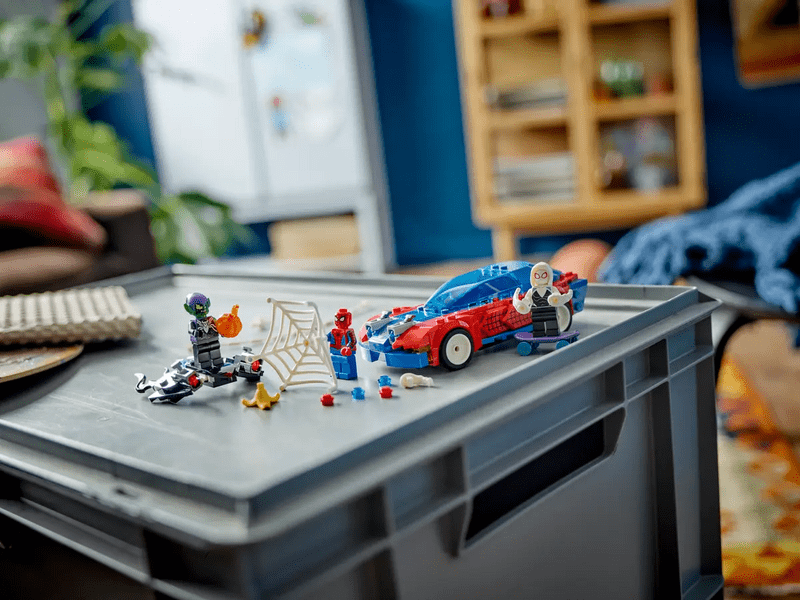 LEGO® Marvel Spider-Man trkaći automobil i otrovni zeleni goblin (76279)