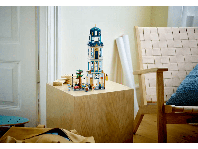 LEGO® Creator 3 az 1-ben Főutca (31141)