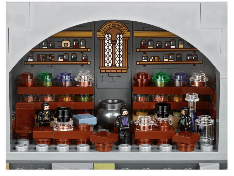 LEGO® Harry Potter™ Dvorac Hogwarts (71043)