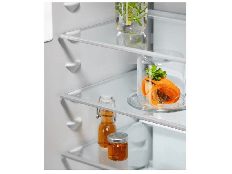 Electrolux ENA7CD18S Beépíthető kombinált hűtőszekrény
