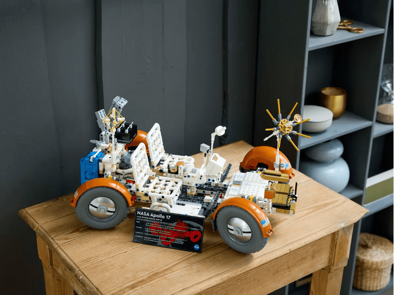 LEGO 42182 NASA Apollo holdjáró jármű