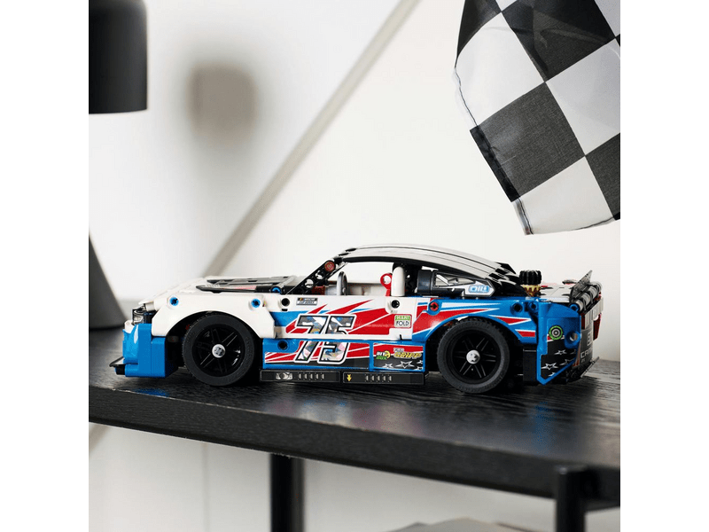LEGO® Technic NASCAR Next Gen Chevrolet Camaro ZL1 (42153)