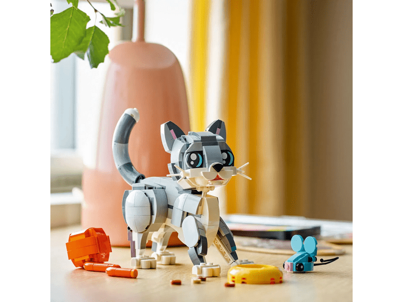 LEGO® Creator Razigrano mače (31163)