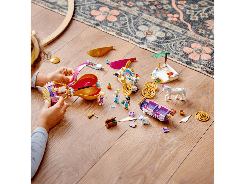 LEGO® Disney Princess Elvarázsolt hercegnőutazás (43216)