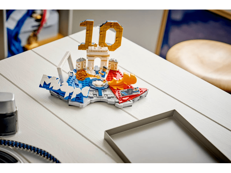LEGO® Editions Kylian Mbappé – A futball legjobb pillanatai (43013)