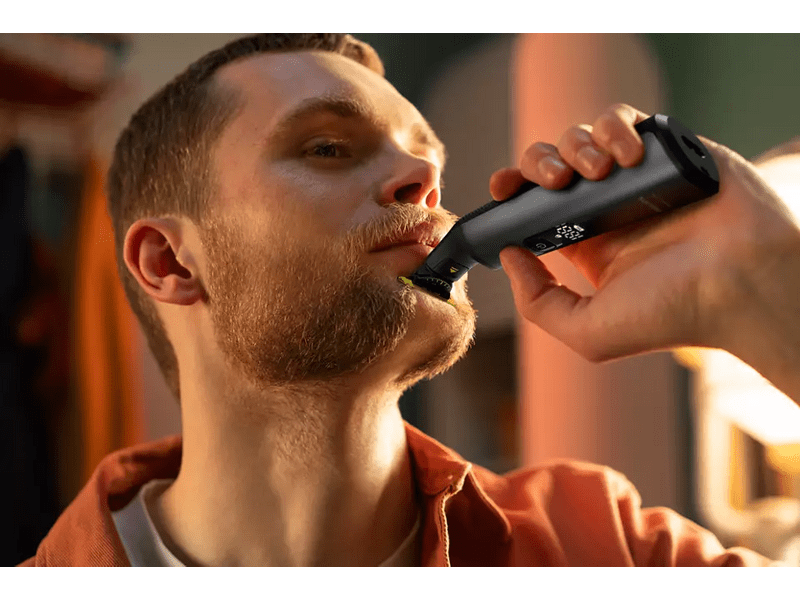 Philips QP6551/15 OneBlade Pro Face + Body hibrid borotva