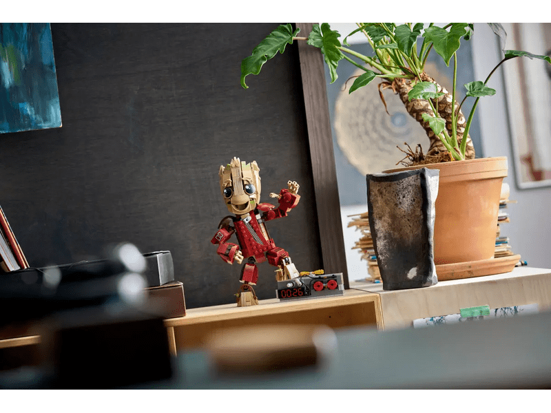 LEGO® Marvel Groot a fosztogatók egyenruhájában (76341)