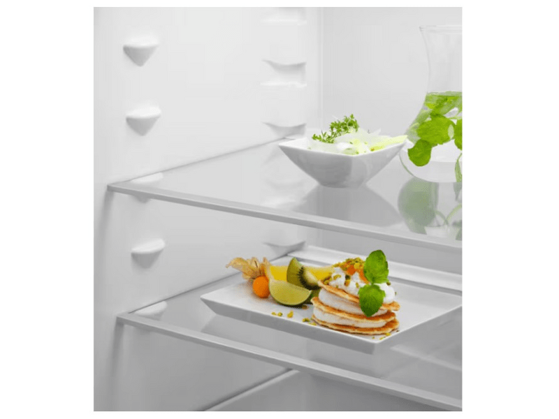Electrolux ENA7NE18S Beépíthető kombinált hűtőszekrény
