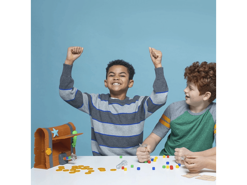 Društvena igra Crnobradog lovca na blago (VNG074)