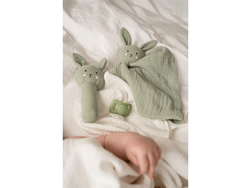 Jabadabado Pasztell zöld nyuszis baba ajándékcsomag (S1026)