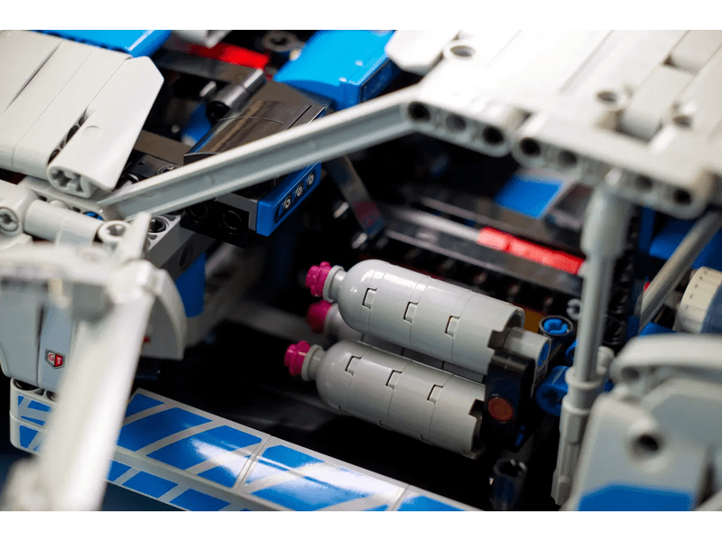 LEGO® Technic 2 Fast 2 Furious Nissan Skyline GT-R (R34) autó (42210)