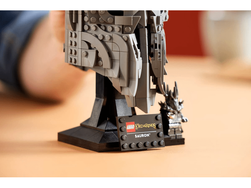 LEGO® Icons A Gyűrűk Ura: Sauron sisakja (11373)