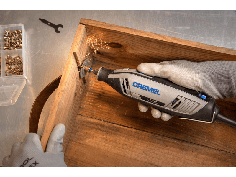 Dremel 4250-6/128 bežićni višenamjenski alat