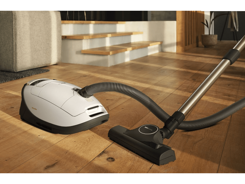 Miele Complete C3 125 Edition porzsákos porszívó