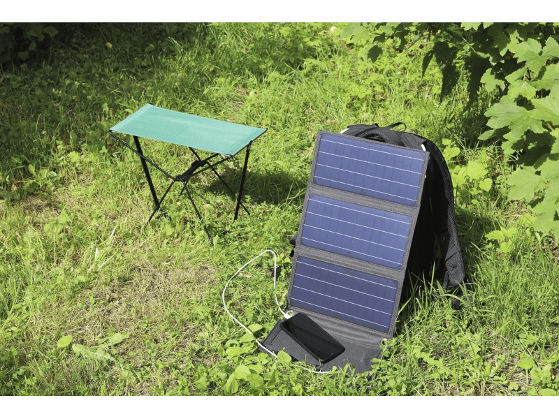 Technaxx TX-207 6V Napelemes Töltőtok, 21W