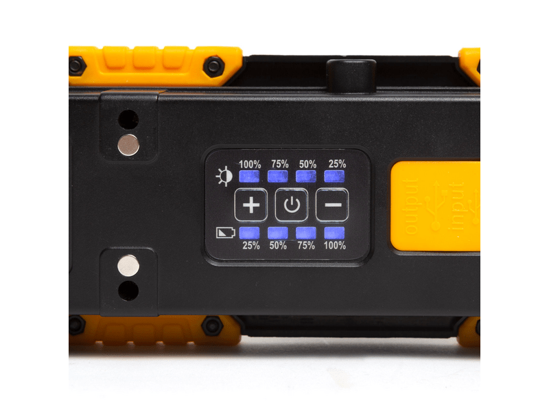 Phenom 18649 Akkus LED Reflektor