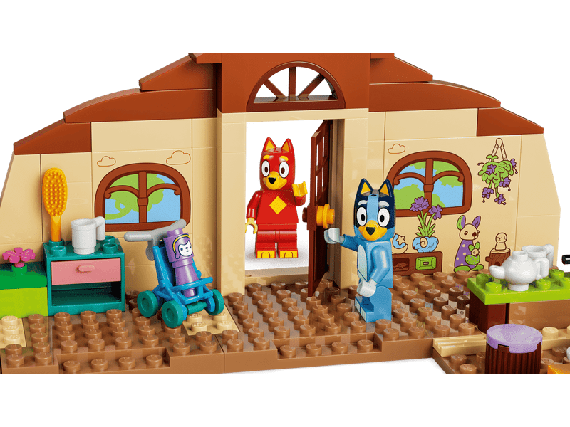 LEGO® Bluey Rozsdás és Bluey a suliban (11221)