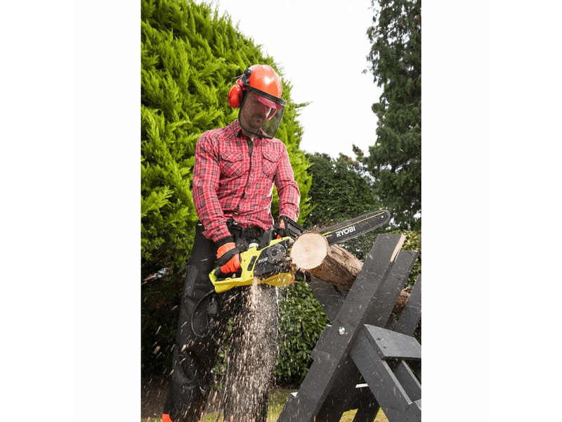 Ryobi 1900W elektromos láncfűrész