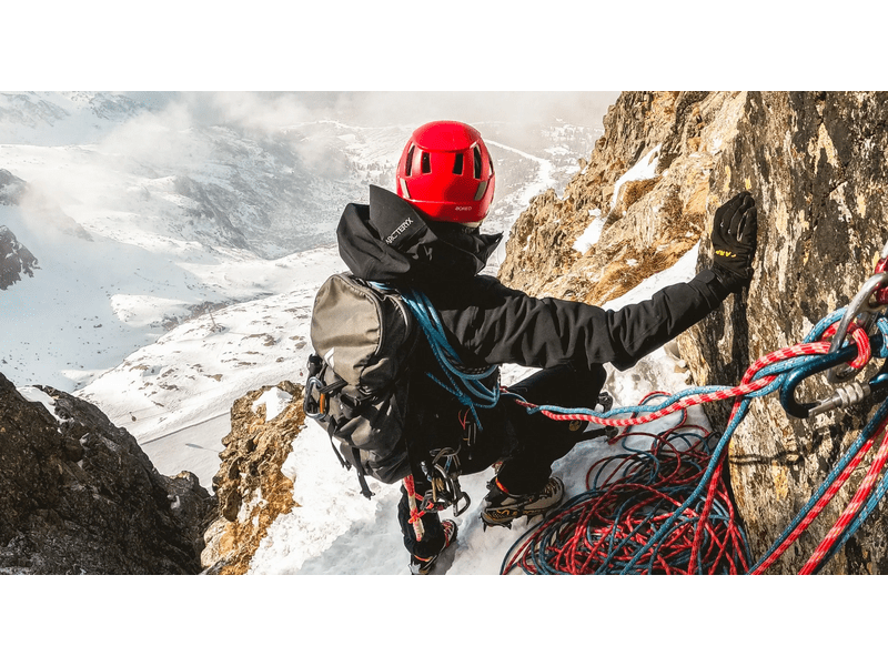 GoPro Hero 11 Akciókamera, fekete (CHDHX-111-RW)