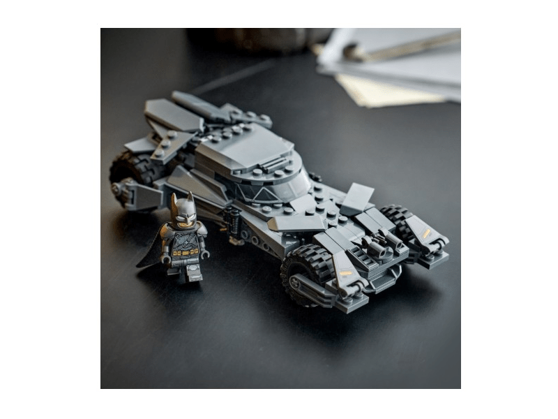 LEGO® DC Batman™: Batman Superman ellen™: Batmobile™ (76331)