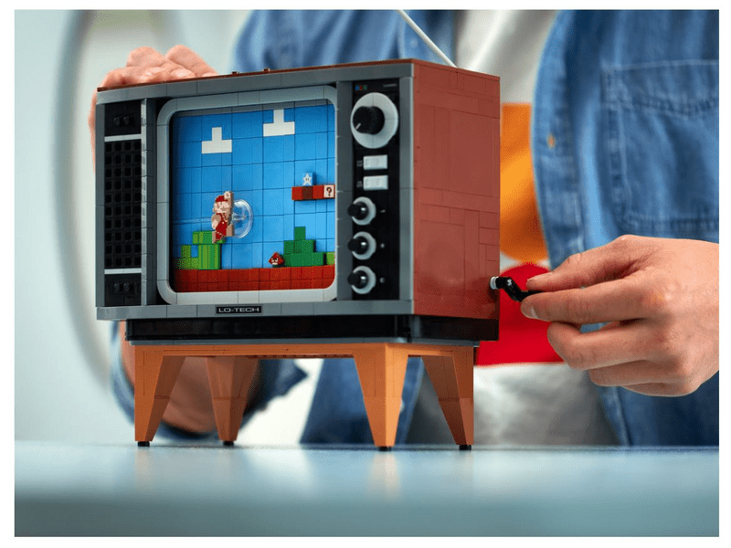 LEGO® Super Mario Nintendo Entertainment System™ (71374)