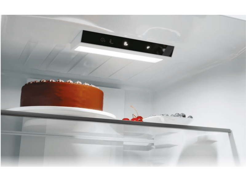 Candy ECN2CQTEB186 Hladnjak s donjim zamrzivačem