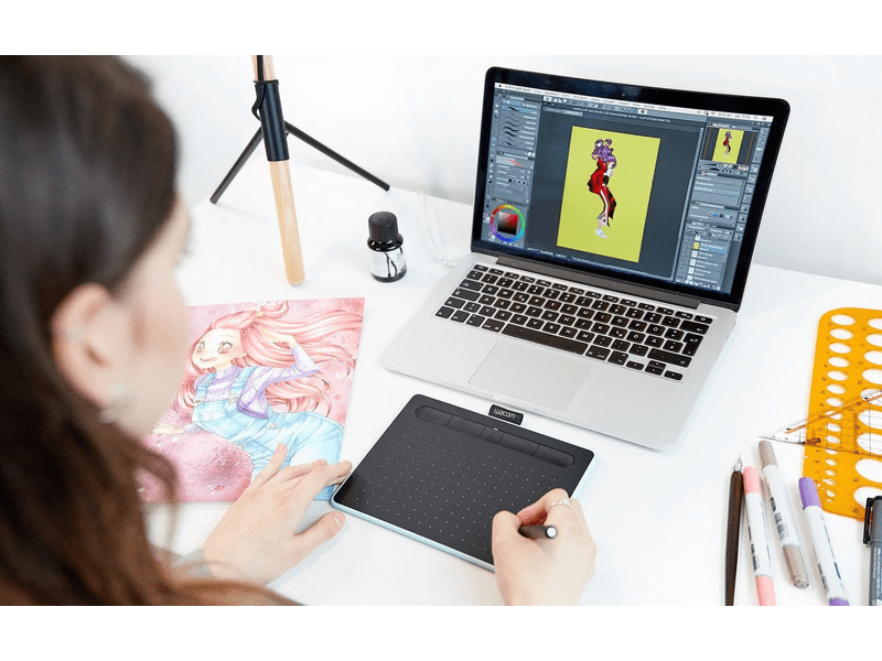 Wacom Intuos Small Digitalizáló tábla, pisztácia (CTL-4100WLE-S)