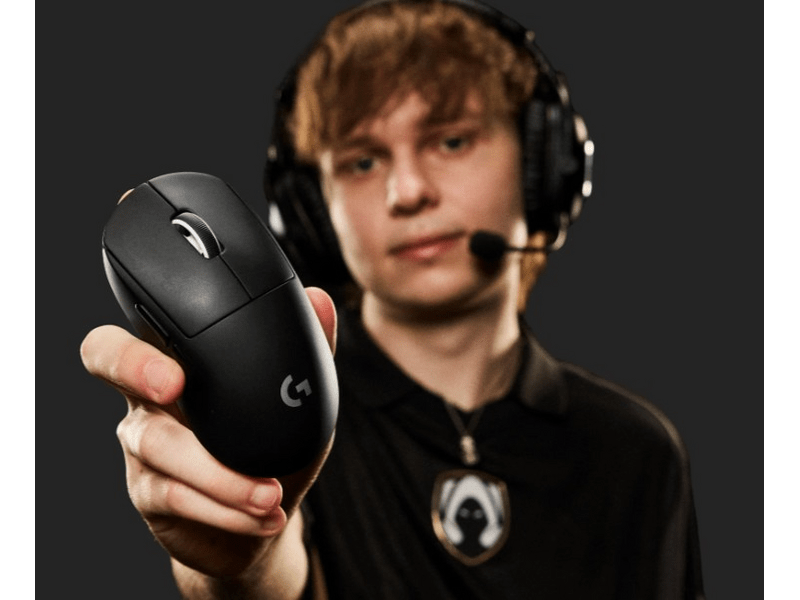 Logitech Pro X Superlight 2c Gamer egér, fekete (910-007531)