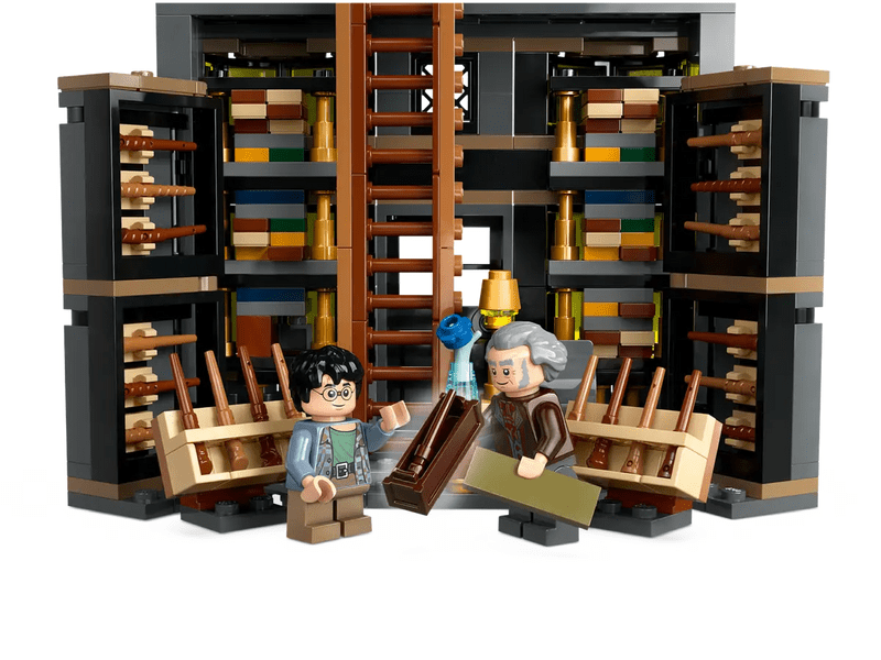 LEGO® Harry Potter™ Ollivander™ i Madam Malkin: Krojenje ogrtača (76439)