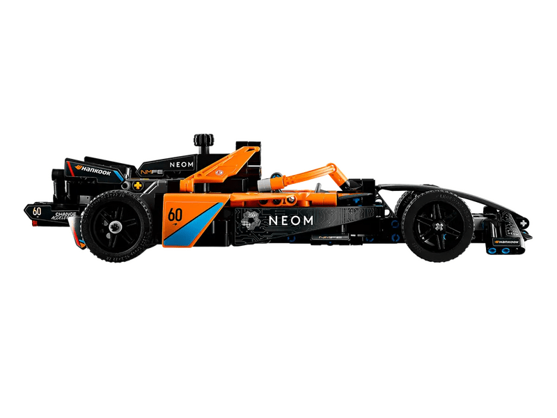 LEGO® Technic NEOM McLaren Formula E trkaći automobil (42169)