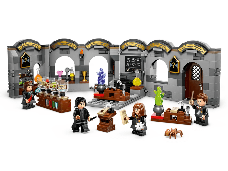 LEGO® Harry Potter™ Roxfort™ kastély: Bájitaltan óra (76431)
