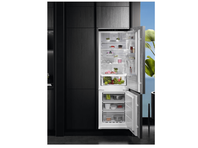 AEG TSC7G181ES Beépíthető alulfagyasztós hűtőszekrény