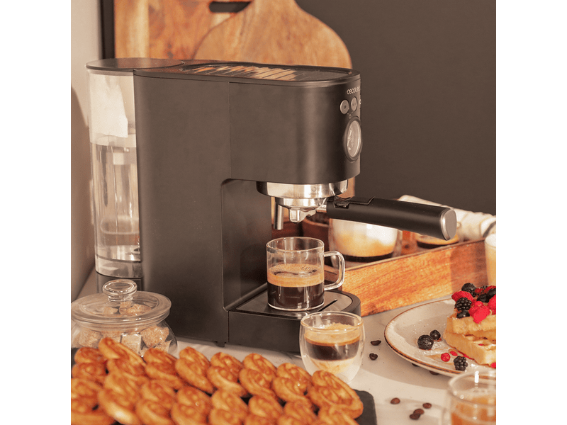 Cecotec Cafelizzia Fast Pro Presszó kávéfőző (1635)