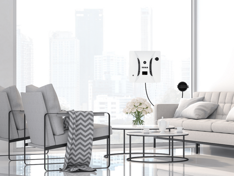 Tesla RoboStar W600 ablaktisztító robot